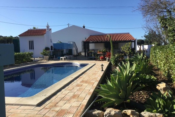 Villa for sale in East algarve