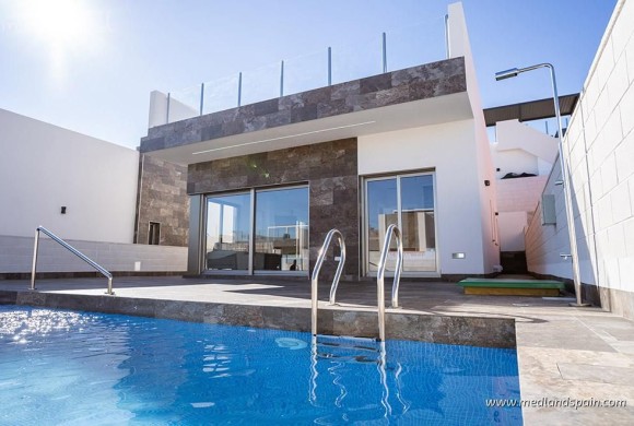 Villa for sale in Alicante