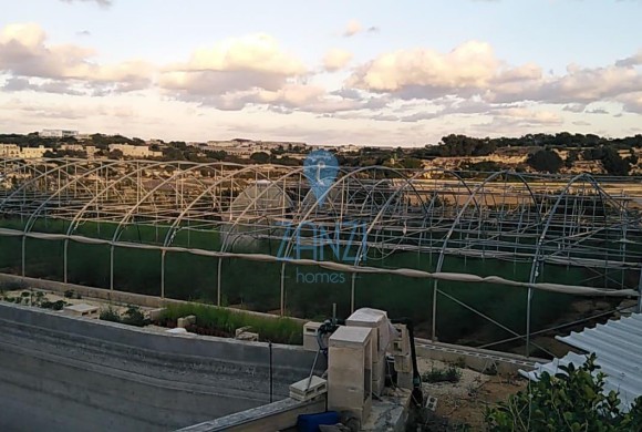 Country house for sale in Dingli