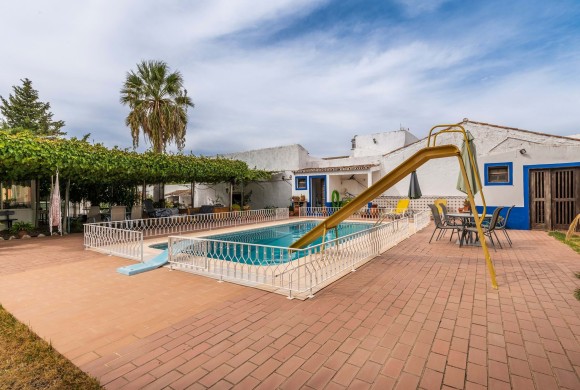 Villa for sale in East algarve