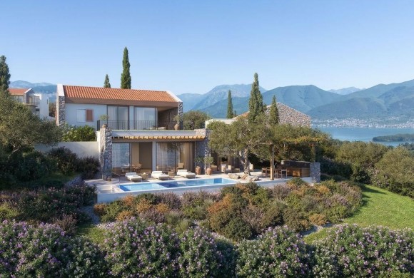 Villa for sale in Montenegro