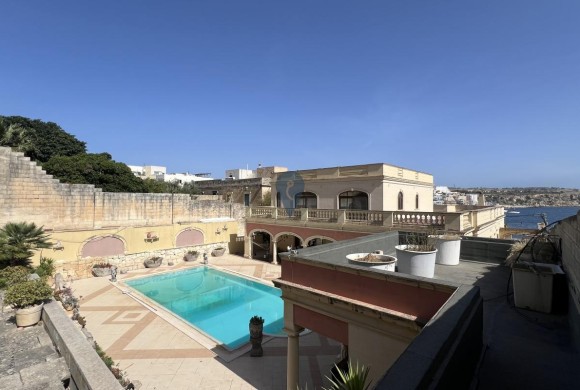 Villa for sale in St. Paul's Bay