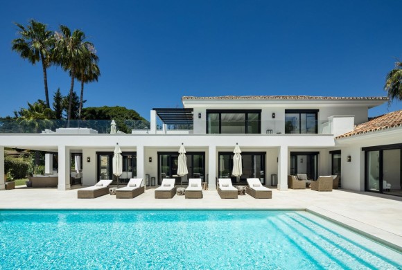 Villa for sale in Malaga