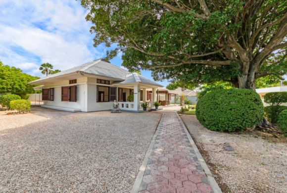 Villa for sale in Curazao