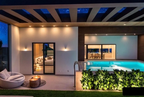 Townhouse for sale in South
