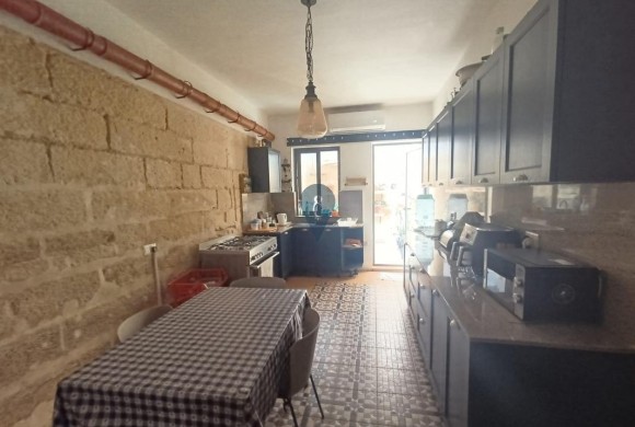 Townhouse for sale in Paola