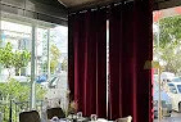 Commercial property for sale in South