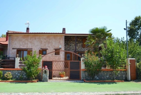 Villa for sale in Chalkidiki
