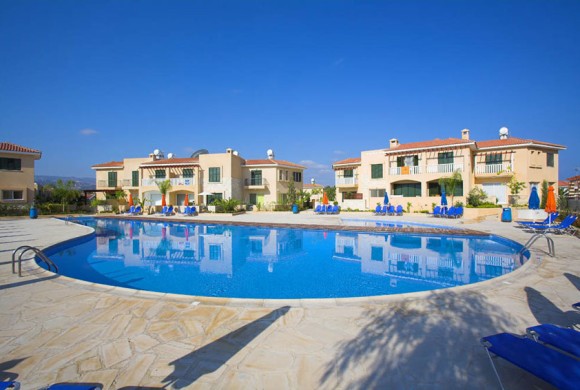 Townhouse for sale in Polis