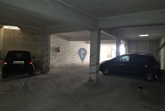 Garage / Parking Space for sale in Pieta