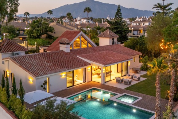 Villa for sale in Marbella