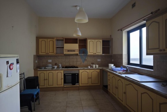 House for sale in Gharb