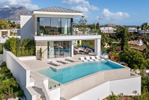 Villa for sale in Malaga