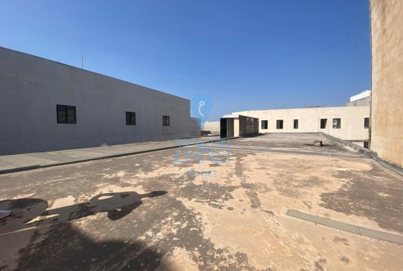 Commercial property for sale in Mosta