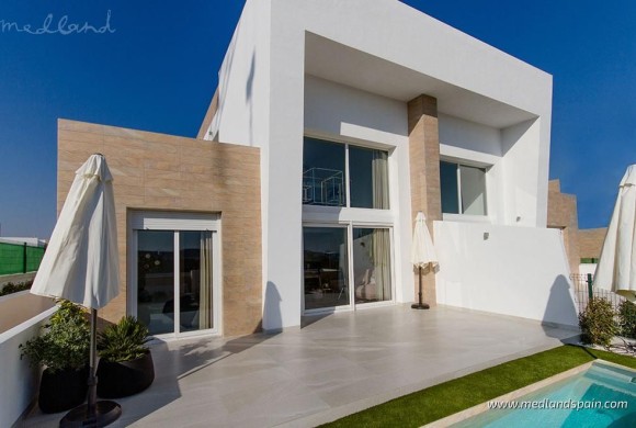 Villa for sale in Alicante