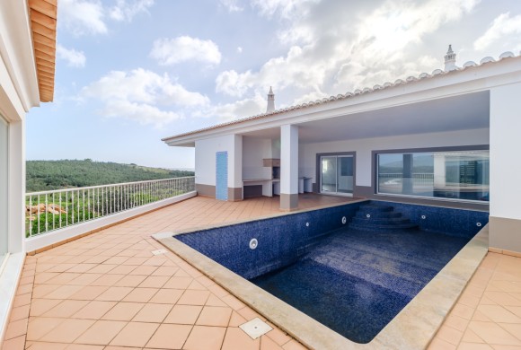 Villa for sale in Vila do Bispo