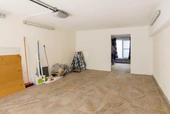 Garage / Parking Space for sale in St. Julians