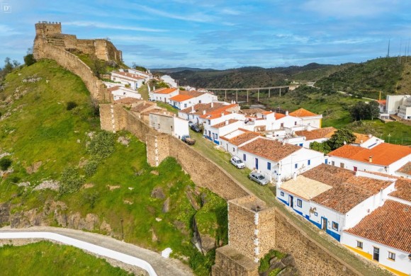 Villa for sale in Beja