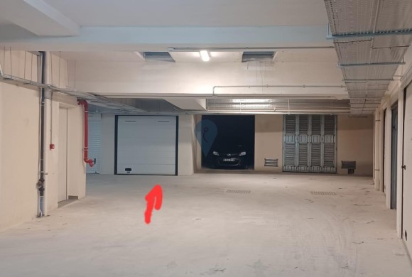 Garage / Parking Space for sale in Mellieha