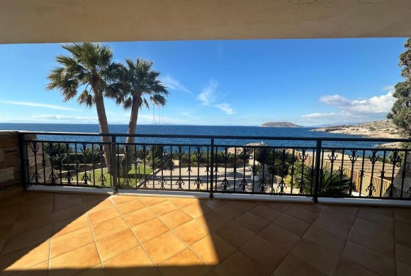 Villa for sale in Rest of Attica