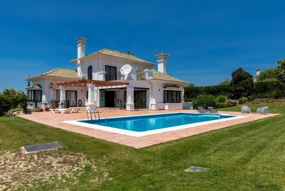 Villa for sale in Cadiz