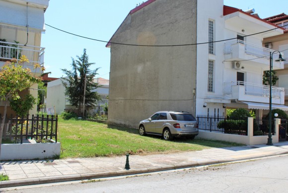 Land for sale in Pieria Prefecture