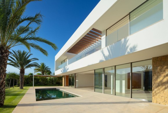 Villa for sale in Casares Playa
