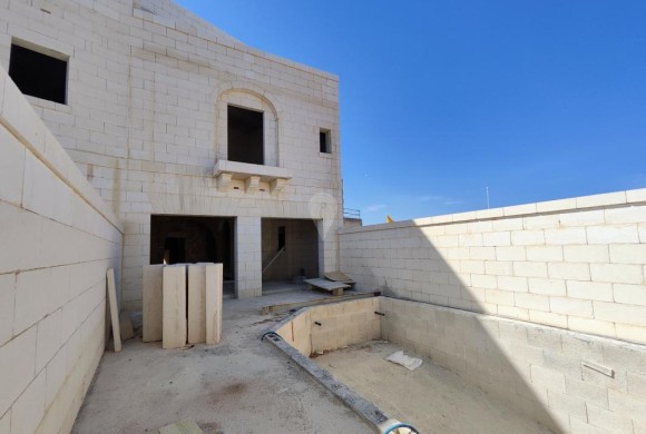 House for sale in Xaghra