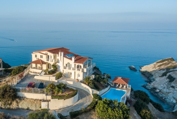 Villa for sale in Heraklion Prefecture