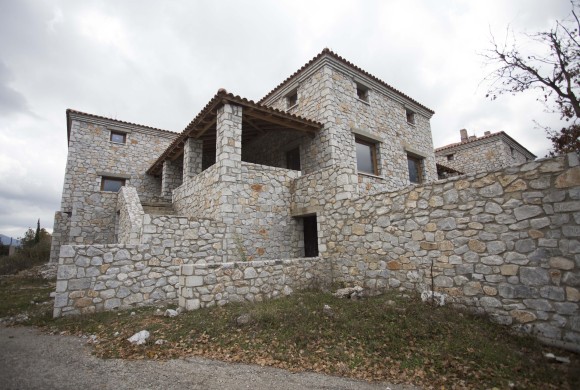 Shop / Business for sale in Lakonia