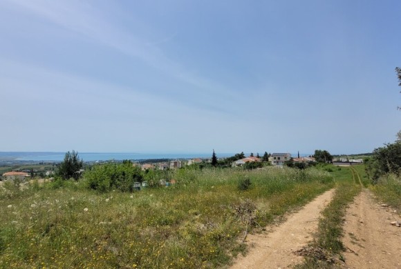 Land for sale in Suburbs