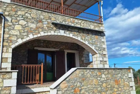 Townhouse for sale in Peloponnese