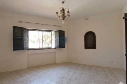 Villa for sale in