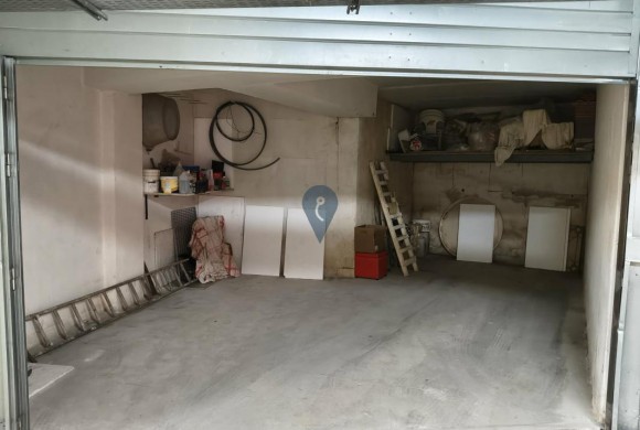 Garage / Parking Space for sale in San Gwann