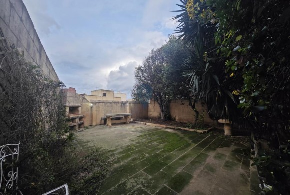 Country house for sale in Gharb