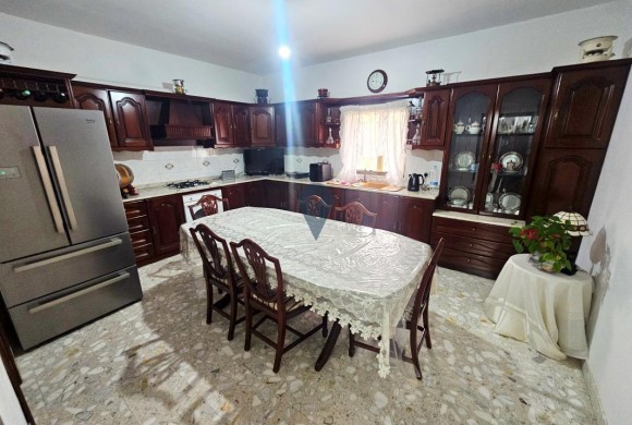 Townhouse for sale in Zebbug