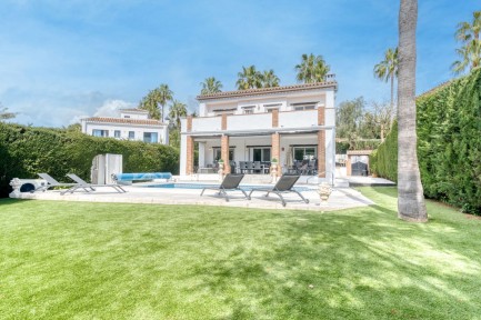 Villa for sale in 