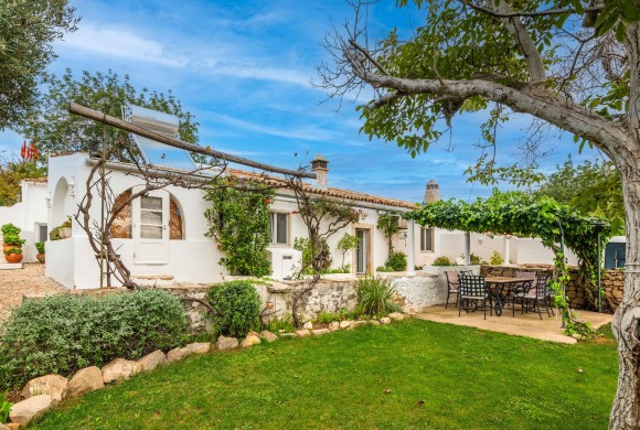 Villa for sale in Central algarve