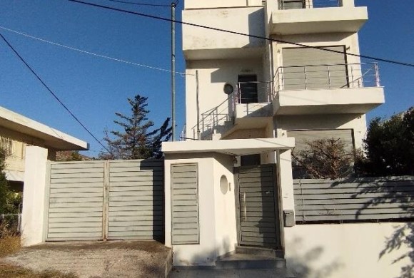 Building for sale in Rest of Attica