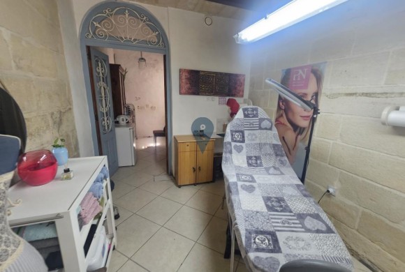 Shop / Business for sale in Hamrun