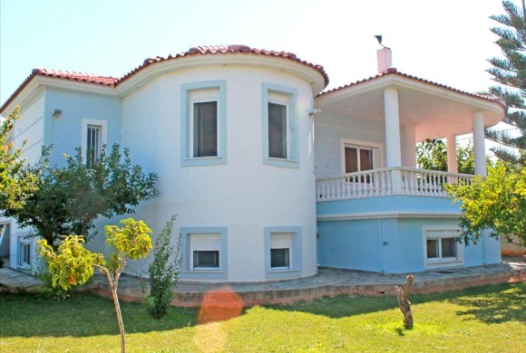 House for sale in Corinthia