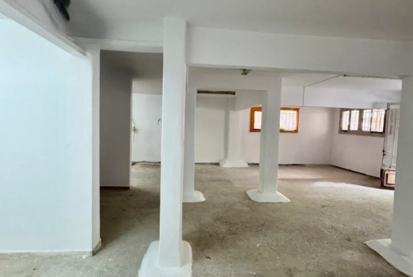 Apartment for sale in Suburbs