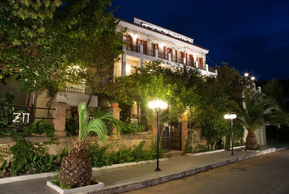Hotel for sale in Evia