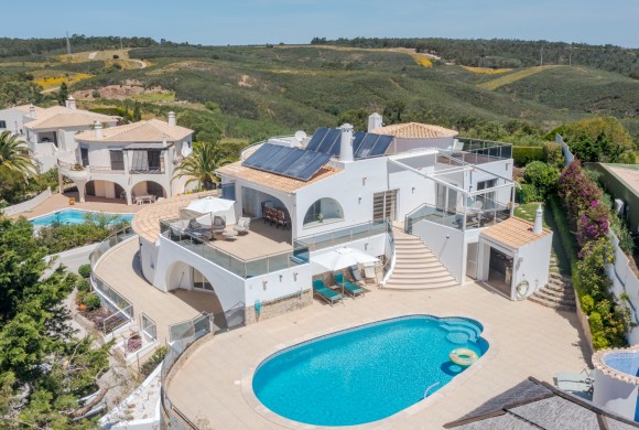 Villa for sale in Vila do Bispo
