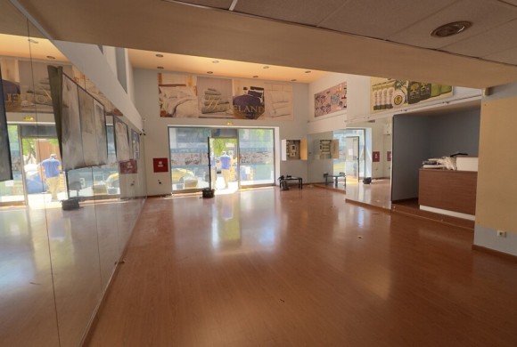 Commercial property for sale in West