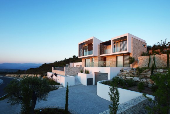 Villa for sale in Tsada