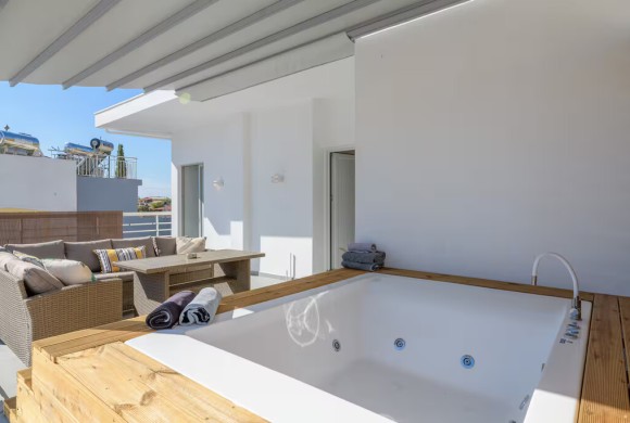 Apartment for sale in South