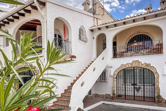 Apartment for sale in Alicante