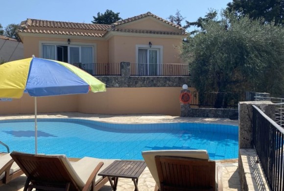 Villa for sale in Corfu Prefecture