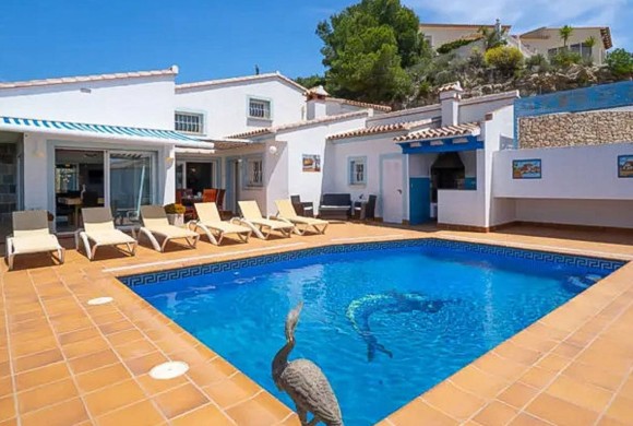 Villa for sale in Alicante